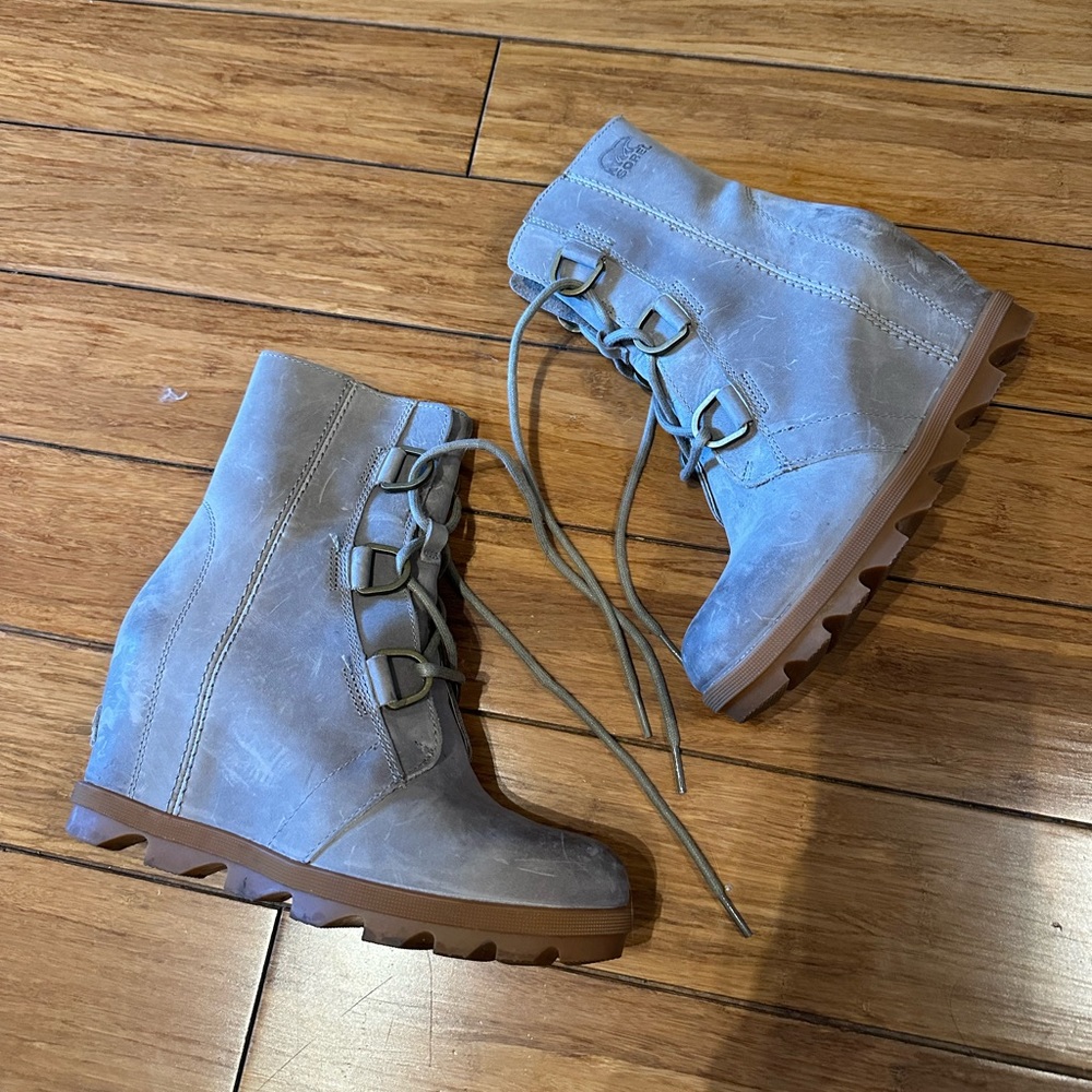 SOREL Joan of Arctic II Waterproof Wedge Boot, KETTLE, Size 7.5 M